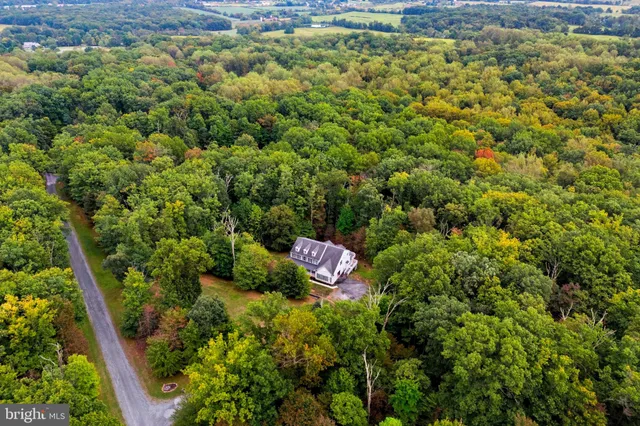 $1,150,000 | 14388 Waterford Woods Court, Leesburg, VA 20176