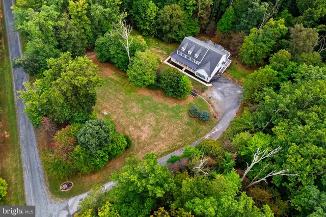 $1,150,000 | 14388 Waterford Woods Court, Leesburg, VA 20176