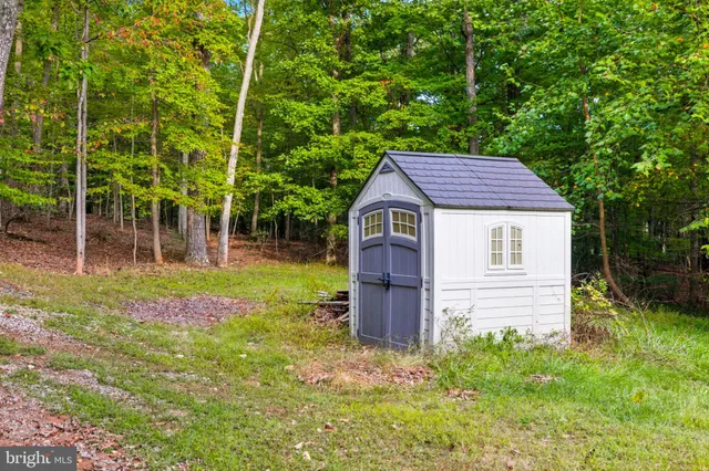 $1,150,000 | 14388 Waterford Woods Court, Leesburg, VA 20176