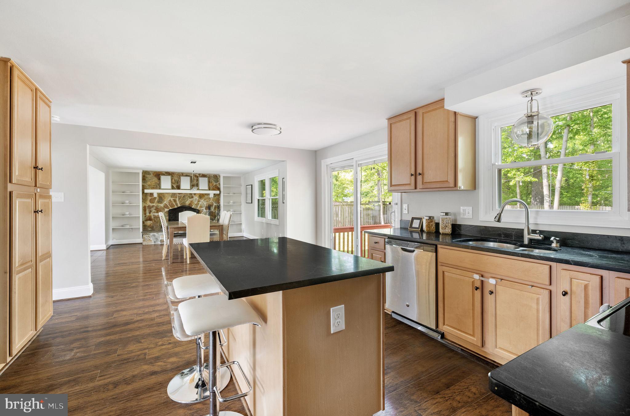 7114 Sterling Grove Drive Springfield, VA 22150 - Photo 28 of 77