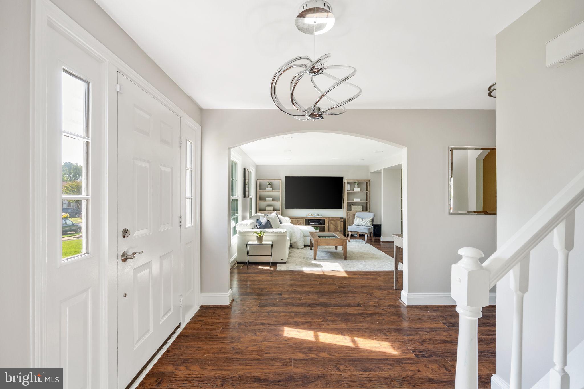 7114 Sterling Grove Drive Springfield, VA 22150 - Photo 8 of 77