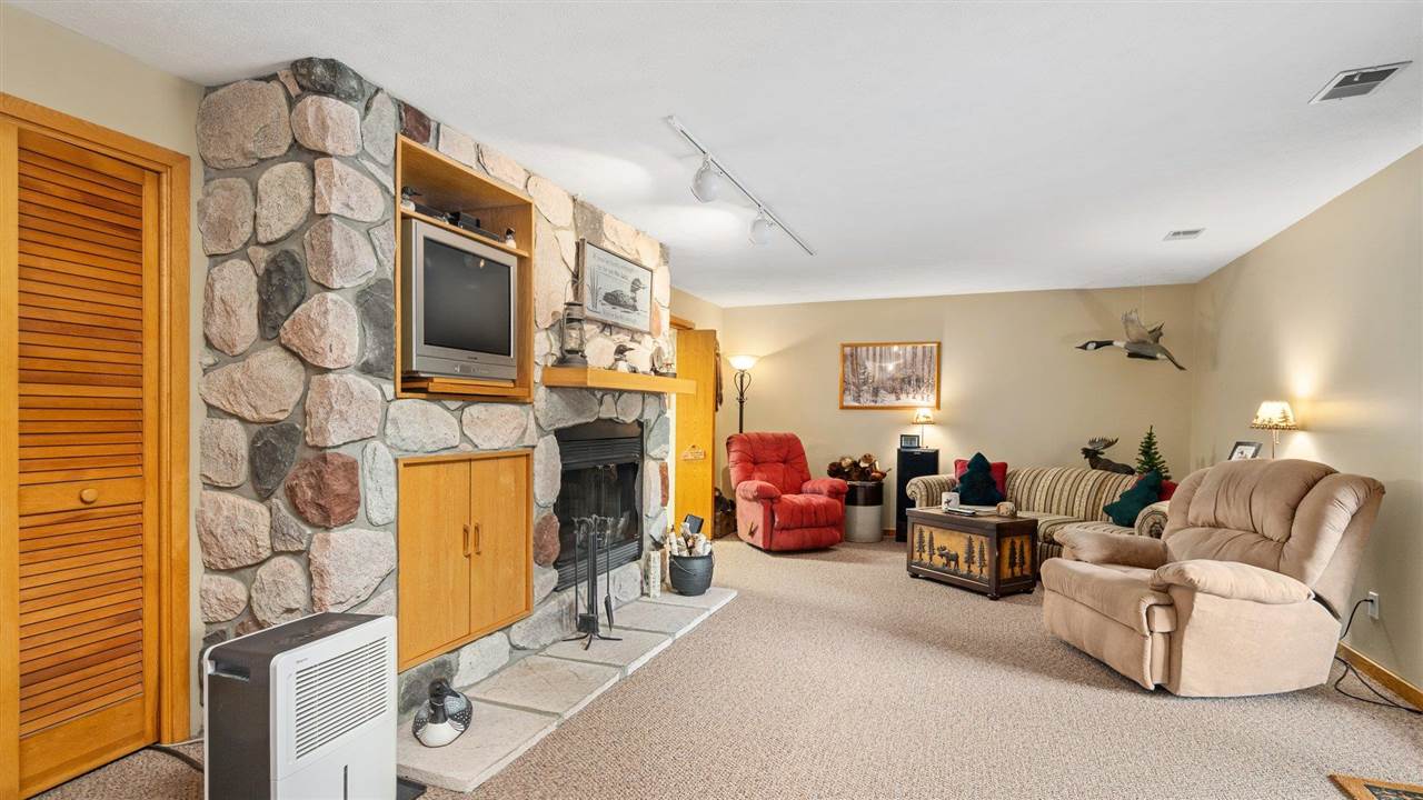 7710 Forest Lodge Road Traverse City, MI 49685 - Photo 33 of 88 1891618-32.JPG