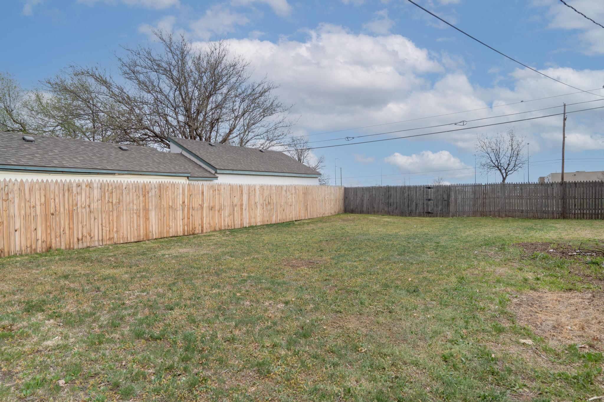 426 Arch Terrace Amarillo, TX 79106 - Photo 24 of 25 426 Arch Terrace-21