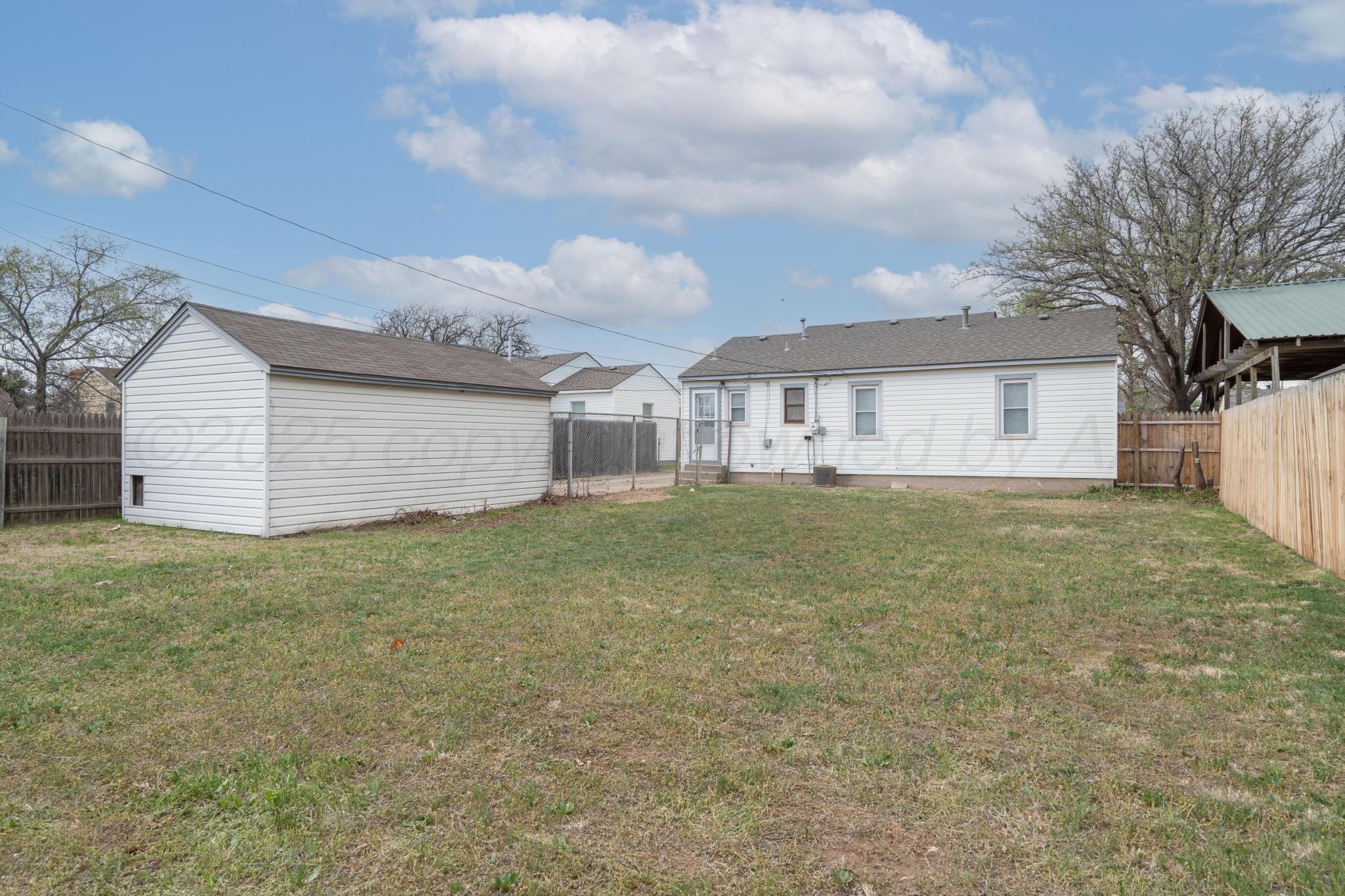 426 Arch Terrace Amarillo, TX 79106 - Photo 3 of 25 426 Arch Terrace-22