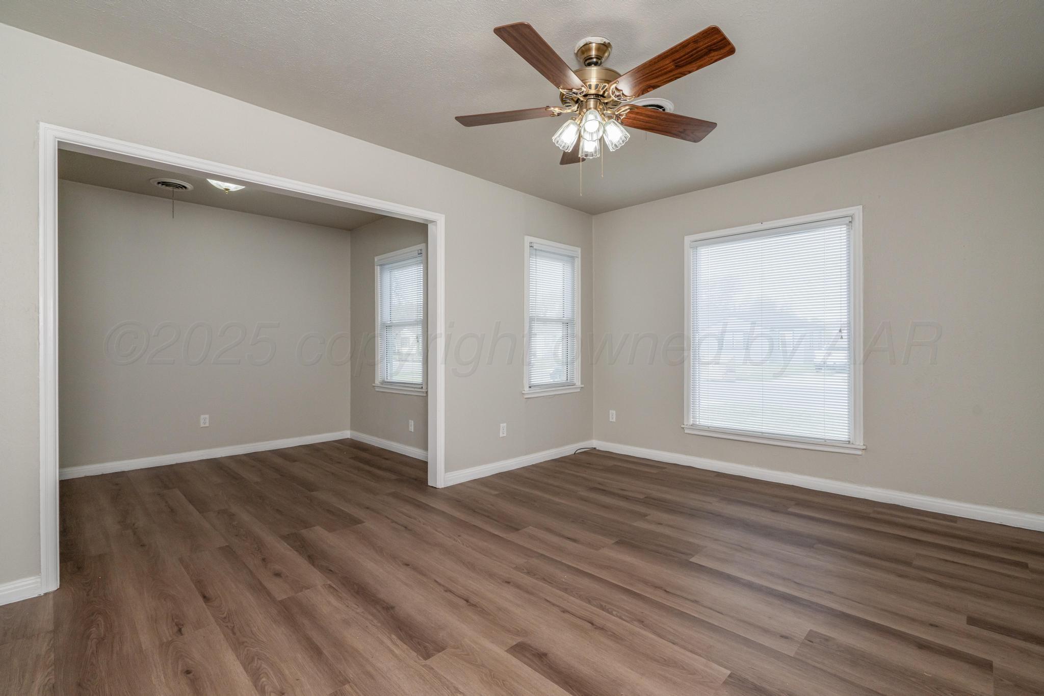 426 Arch Terrace Amarillo, TX 79106 - Photo 5 of 25 426 Arch Terrace-9