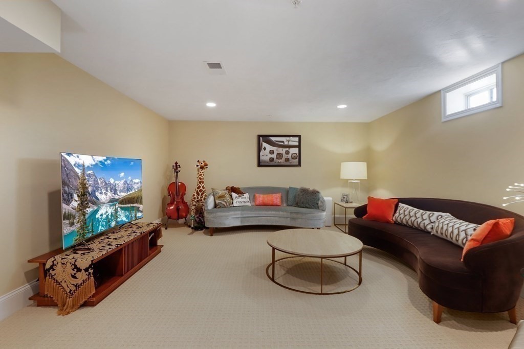113 Oxbow Road, Unit 113 Framingham, MA 01701 - Photo 28 of 42 Gallery Image 28