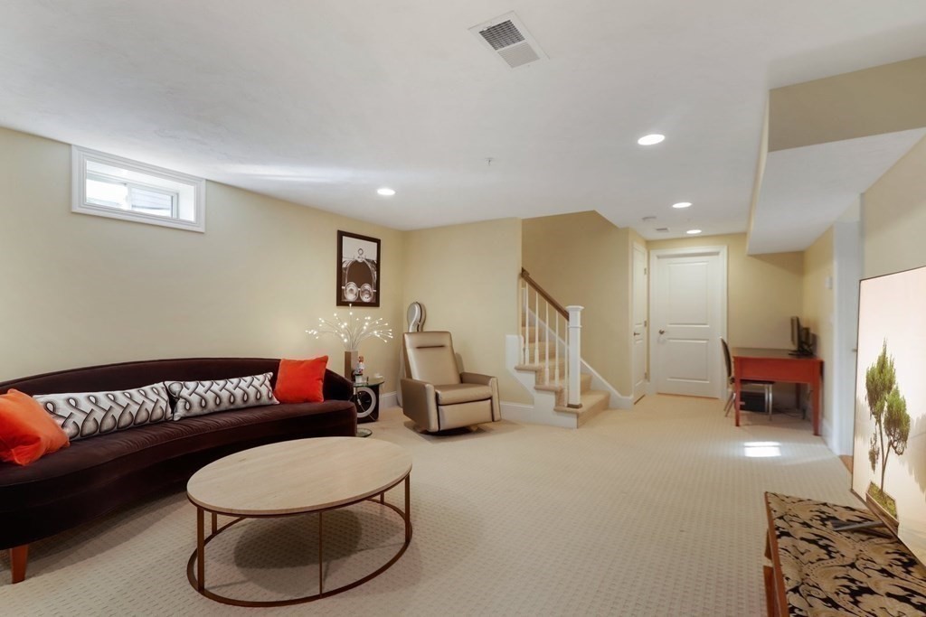 113 Oxbow Road, Unit 113 Framingham, MA 01701 - Photo 30 of 42 Gallery Image 30
