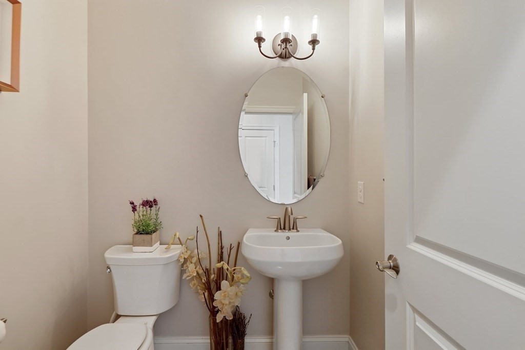 113 Oxbow Road, Unit 113 Framingham, MA 01701 - Photo 33 of 42 Gallery Image 33