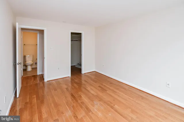 $2,800 | 49 Hawthorne Court Northeast, Washington, DC 20017