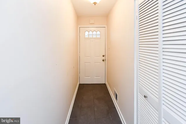 $2,800 | 49 Hawthorne Court Northeast, Washington, DC 20017