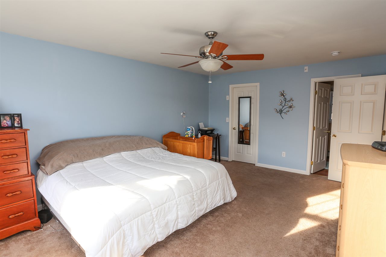 246 Beard Road New Boston, NH 03070 - Photo 21 of 33