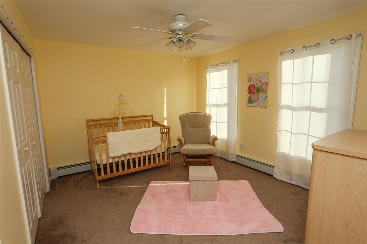 246 Beard Road New Boston, NH 03070 - Photo 23 of 33