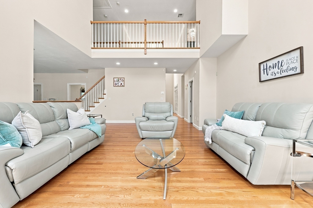 8 Juniper Road Upton, MA 01568 - Photo 14 of 40 Gallery Image 14