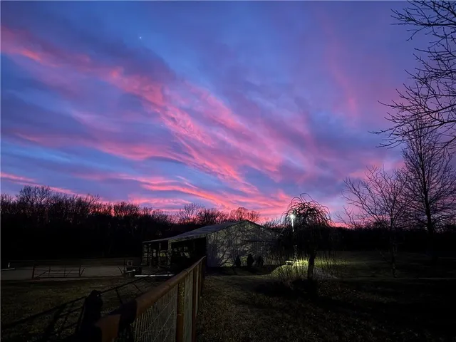 $799,000 | 26666 Cold Water Road, Louisburg, KS 66053