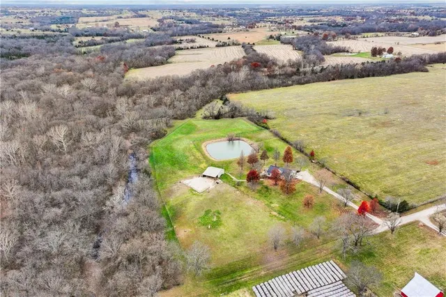 $799,000 | 26666 Cold Water Road, Louisburg, KS 66053