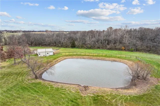$799,000 | 26666 Cold Water Road, Louisburg, KS 66053