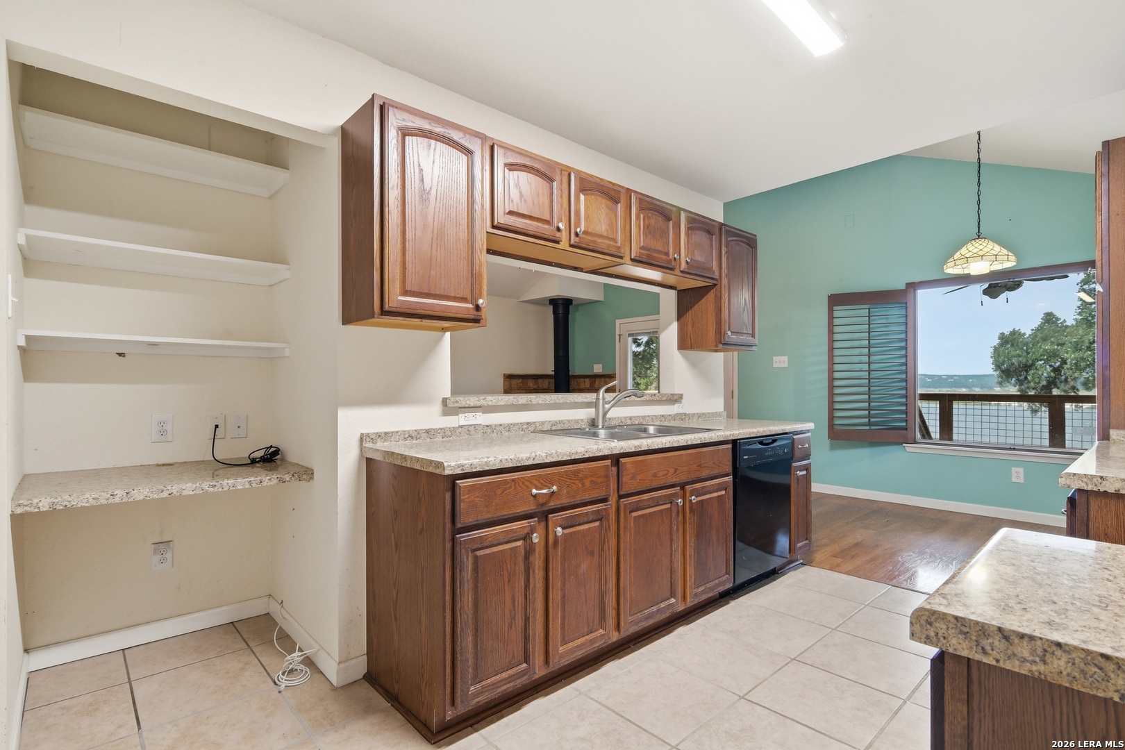 1565 Pebble Beach Road Lakehills, TX 78063 - Photo 17 of 47
