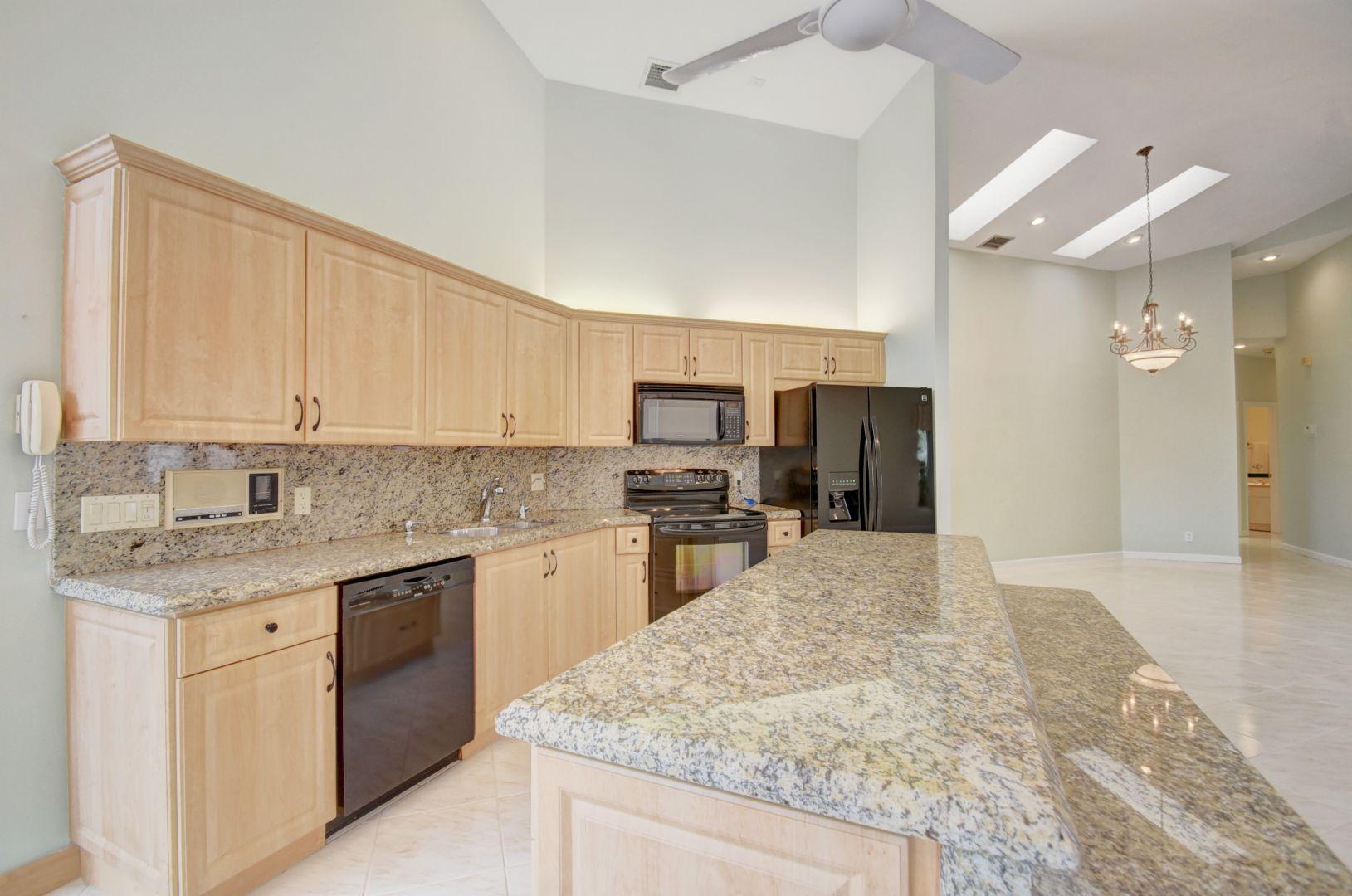 17280 Hampton Boulevard Boca Raton, FL 33496 - Photo 10 of 59 10_virtuals1 (10)