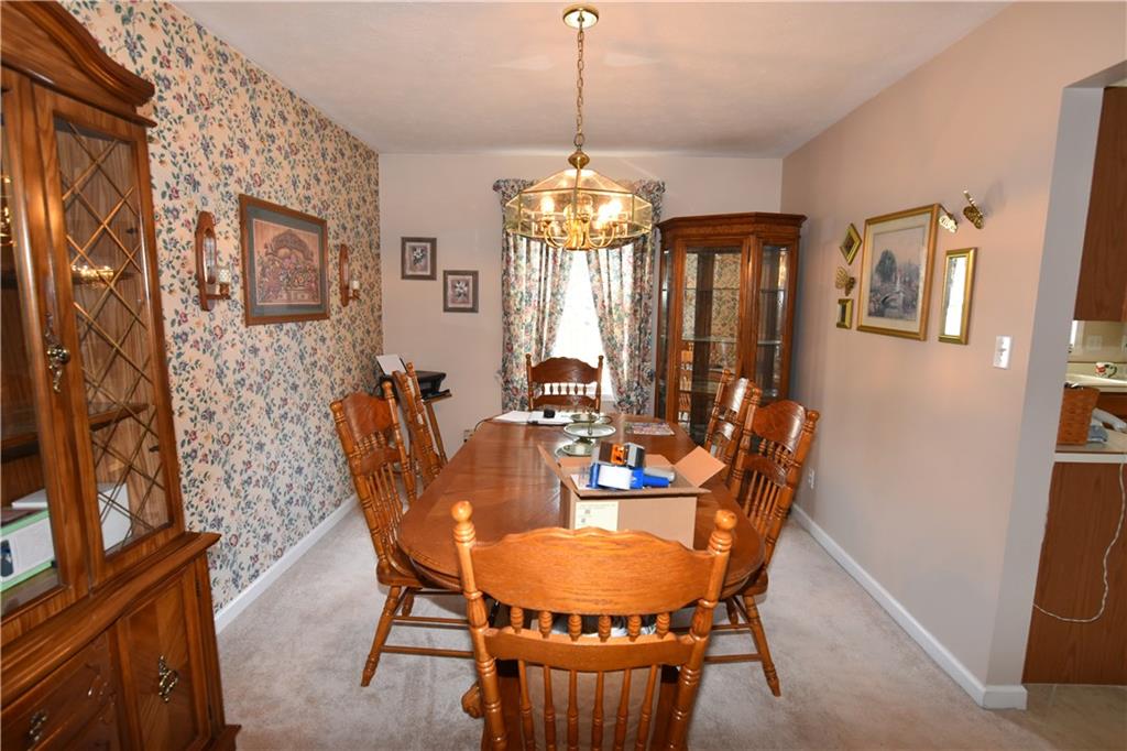 4405 River Road Columbus, IN 47203 - Photo 5 of 17