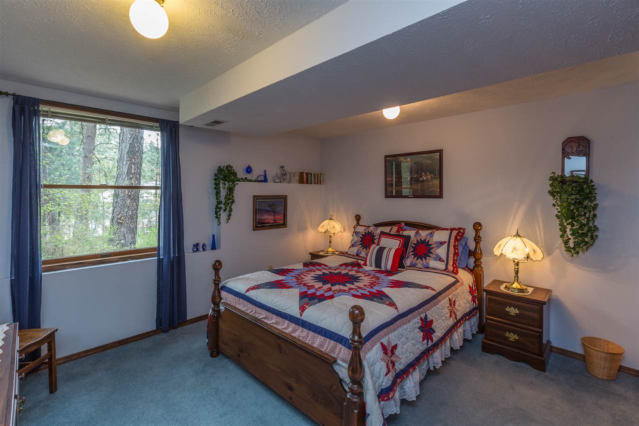 2327 East Winger Road Spokane, WA 99208 - Photo 14 of 20