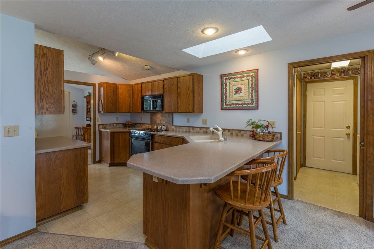 2327 East Winger Road Spokane, WA 99208 - Photo 4 of 20