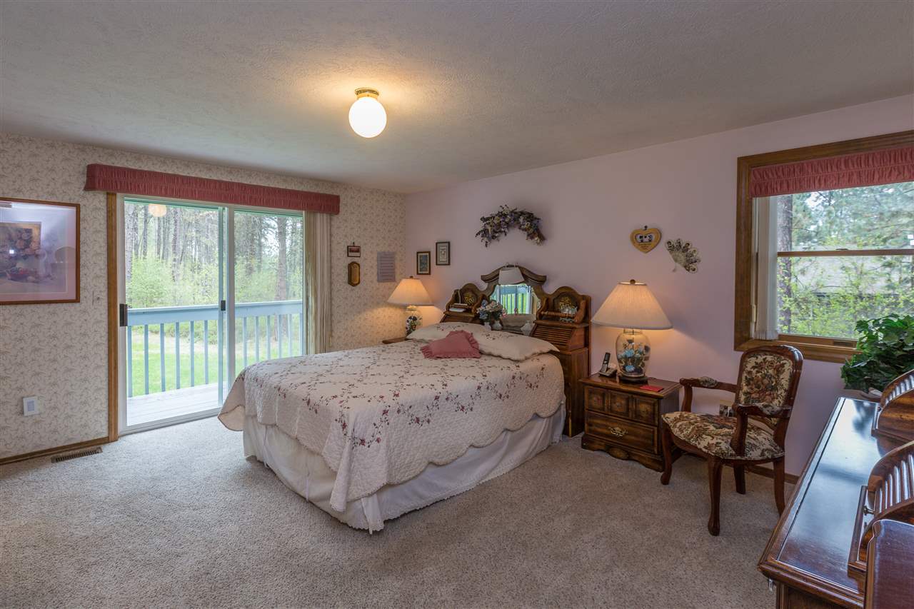 2327 East Winger Road Spokane, WA 99208 - Photo 7 of 20