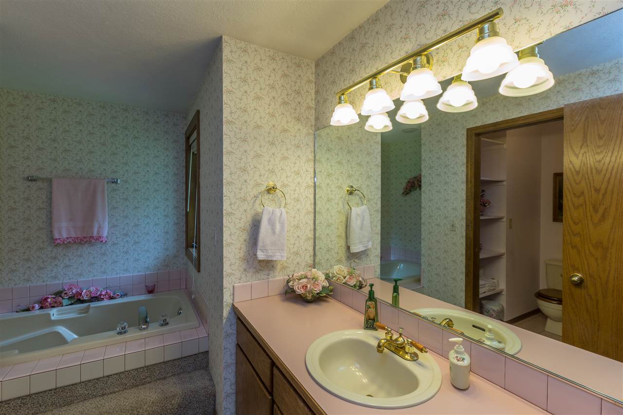 2327 East Winger Road Spokane, WA 99208 - Photo 8 of 20