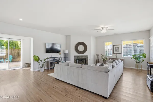 $789,900 | 2518 Hinds Place, Santa Maria, CA 93455