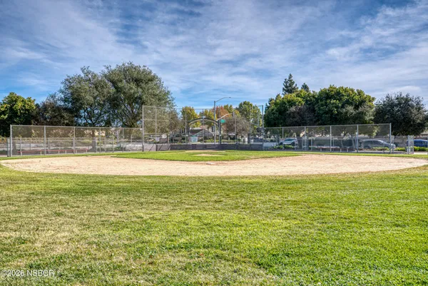 $789,900 | 2518 Hinds Place, Santa Maria, CA 93455