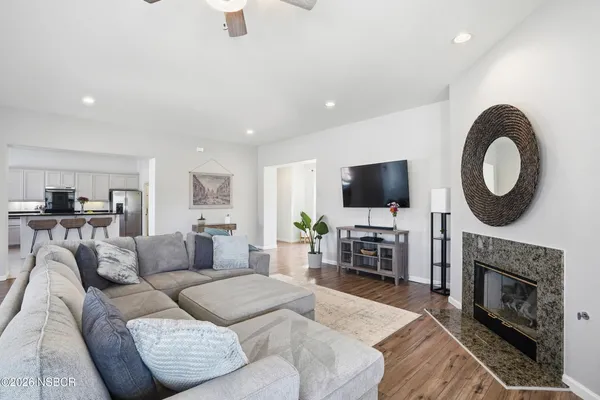 $789,900 | 2518 Hinds Place, Santa Maria, CA 93455