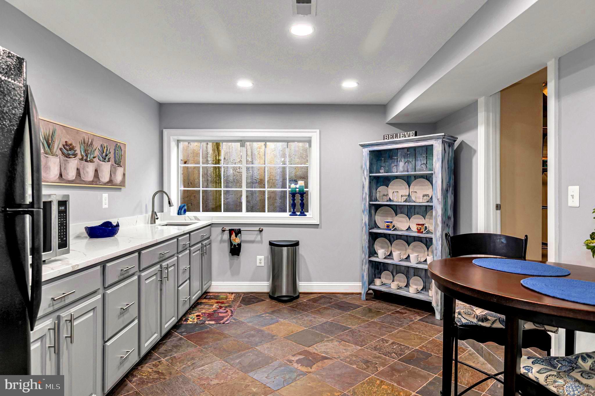 16616 Gaines Road Broad Run, VA 20137 - Photo 126 of 144 Rental space kitchen/dining