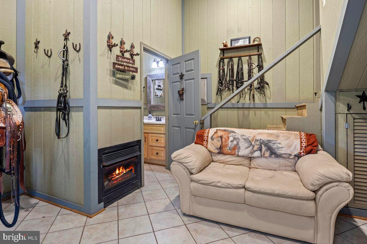 16616 Gaines Road Broad Run, VA 20137 - Photo 22 of 144 Gallery Image 22