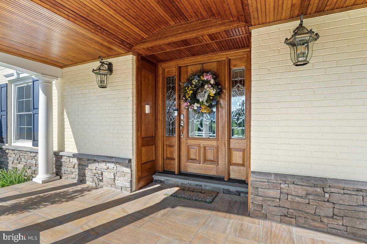 16616 Gaines Road Broad Run, VA 20137 - Photo 34 of 144 Gallery Image 34