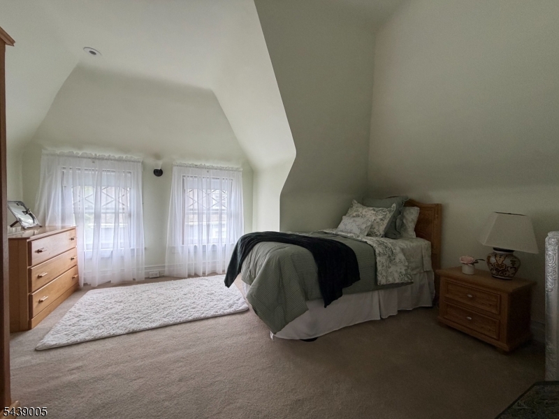 88 Edgemont Road Montclair, NJ 07043 - Photo 30 of 49