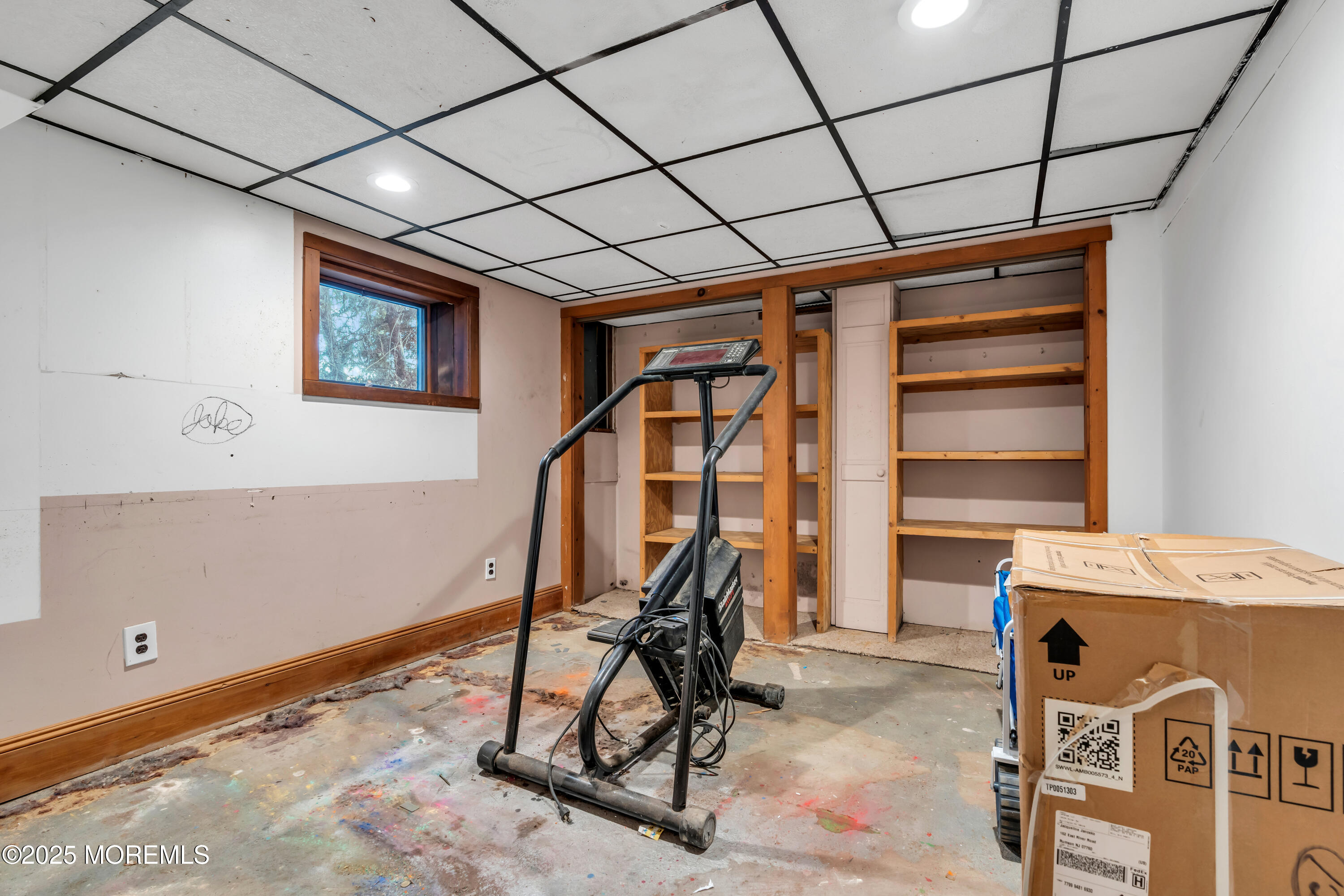 162 East River Road Rumson, NJ 07760 - Photo 45 of 70 a view of a room with gym equipment