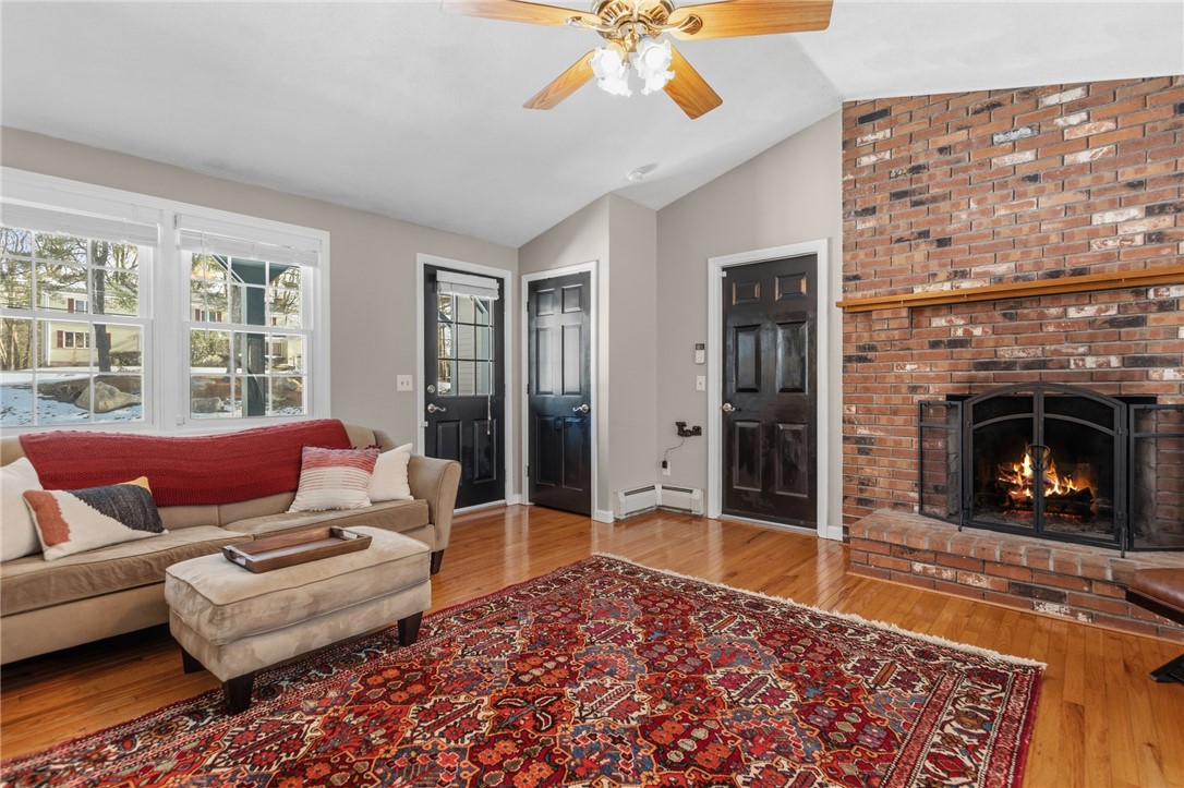 305 Spring Valley Drive East Greenwich, RI 02818 - Photo 12 of 41