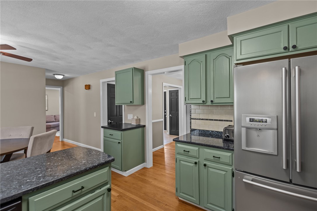 305 Spring Valley Drive East Greenwich, RI 02818 - Photo 17 of 41