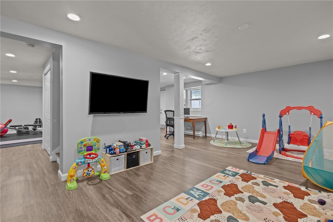 305 Spring Valley Drive East Greenwich, RI 02818 - Photo 37 of 41