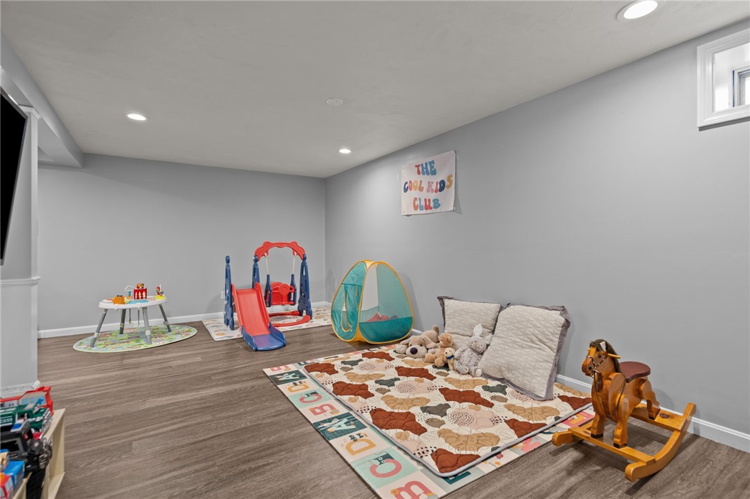 305 Spring Valley Drive East Greenwich, RI 02818 - Photo 38 of 41