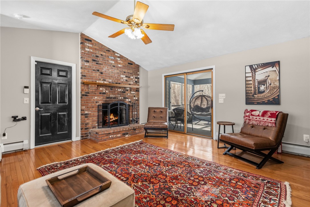 305 Spring Valley Drive East Greenwich, RI 02818 - Photo 9 of 41