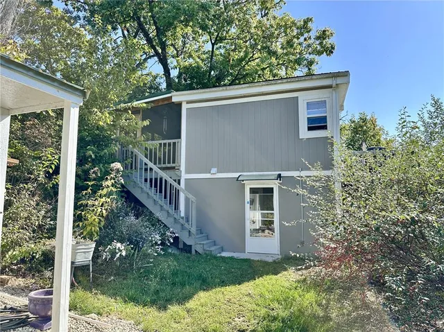 $175,000 | 73525 East Leisure Lake Drive, Trenton, MO 64683