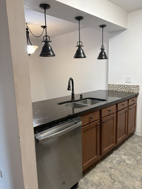 500 Timber Ridge Drive, Unit 304C Carol Stream, IL 60188 - Photo 7 of 25 Gallery Image 7