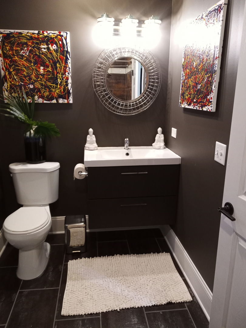 7019 South Union Avenue Chicago, IL 60621 - Photo 10 of 10 a bathroom with a toilet and a sink