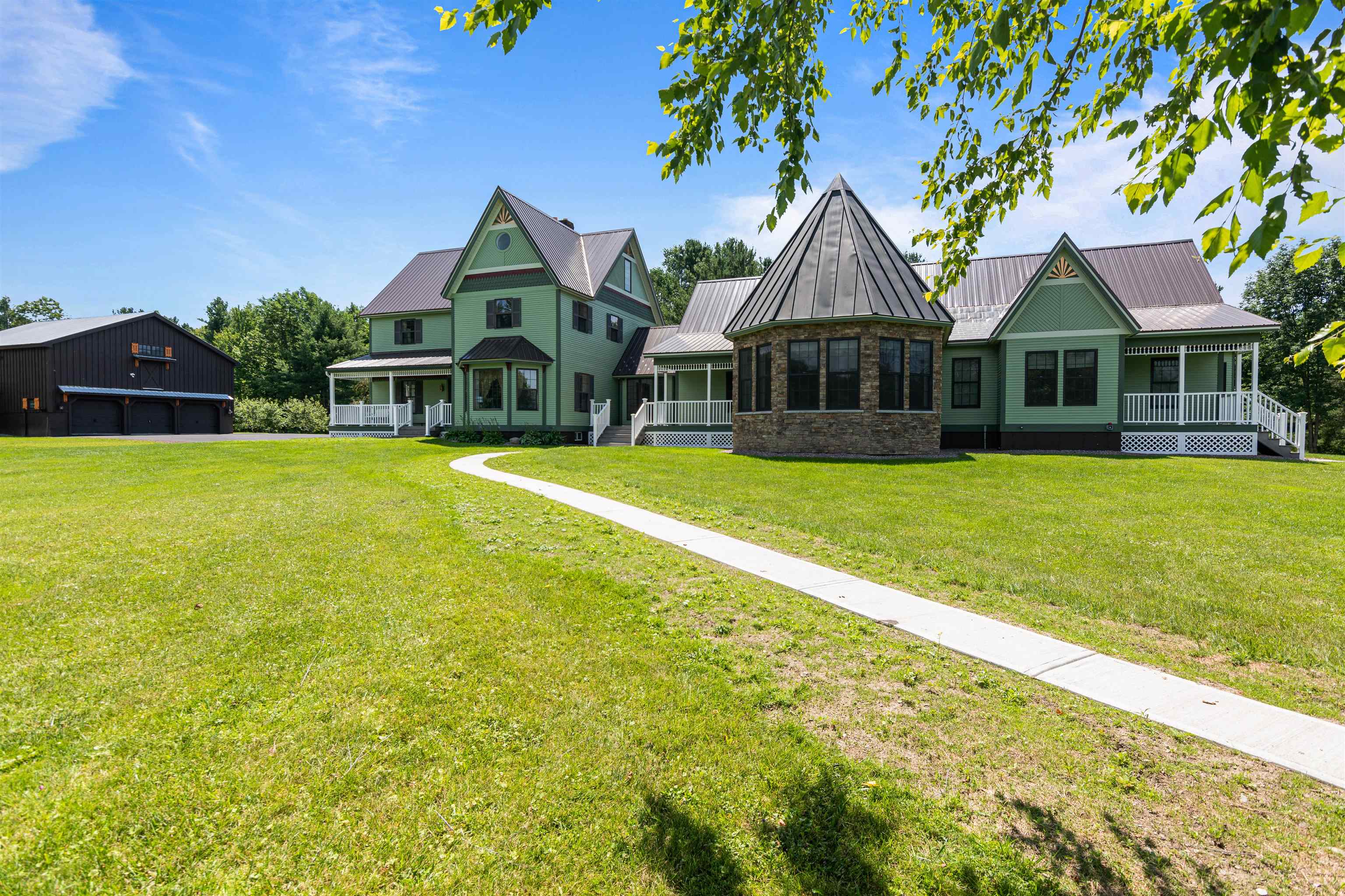 593 Beaver Meadow Road Franklin, VT 05457 - Photo 3 of 40