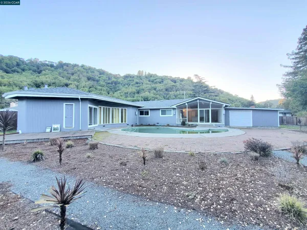 $849,000 | 2420 Tomar Court, Pinole, CA 94564