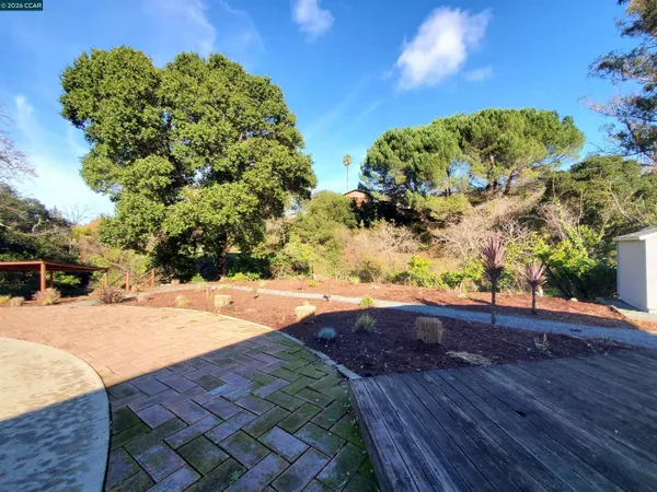 $829,000 | 2420 Tomar Court, Pinole, CA 94564