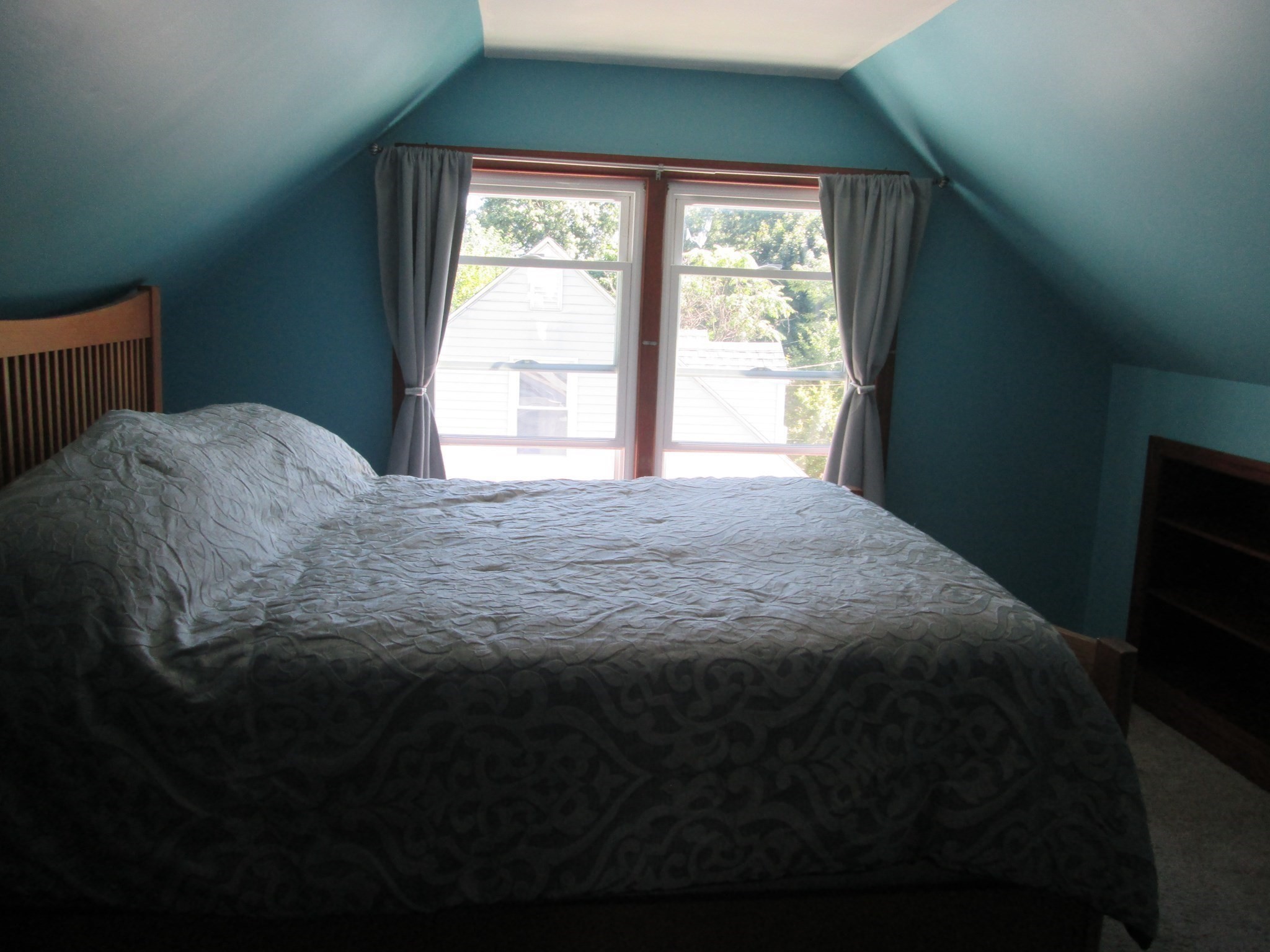 76 Surrey Road Springfield, MA 01118 - Photo 16 of 26 Gallery Image 16