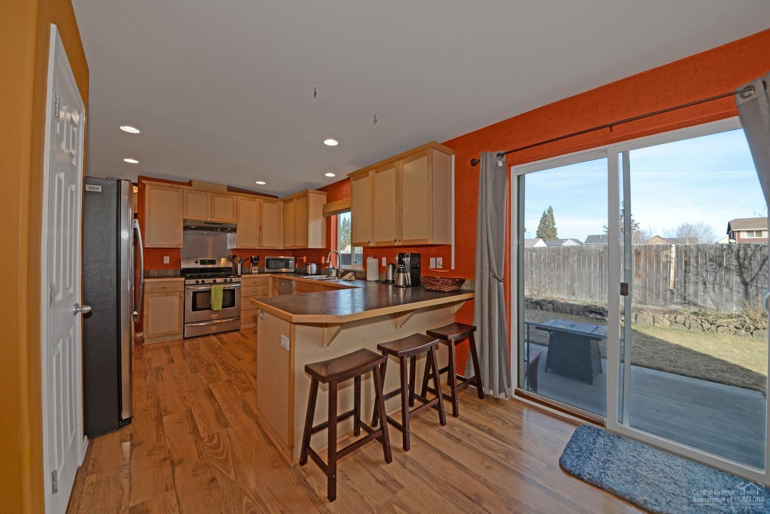 20520 Rolen Avenue Bend, OR 97702 - Photo 9 of 25 Additional Photo
