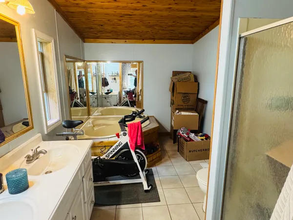 $225,000 | 1352 Mud Hollow Road, Kirby, VT 05824