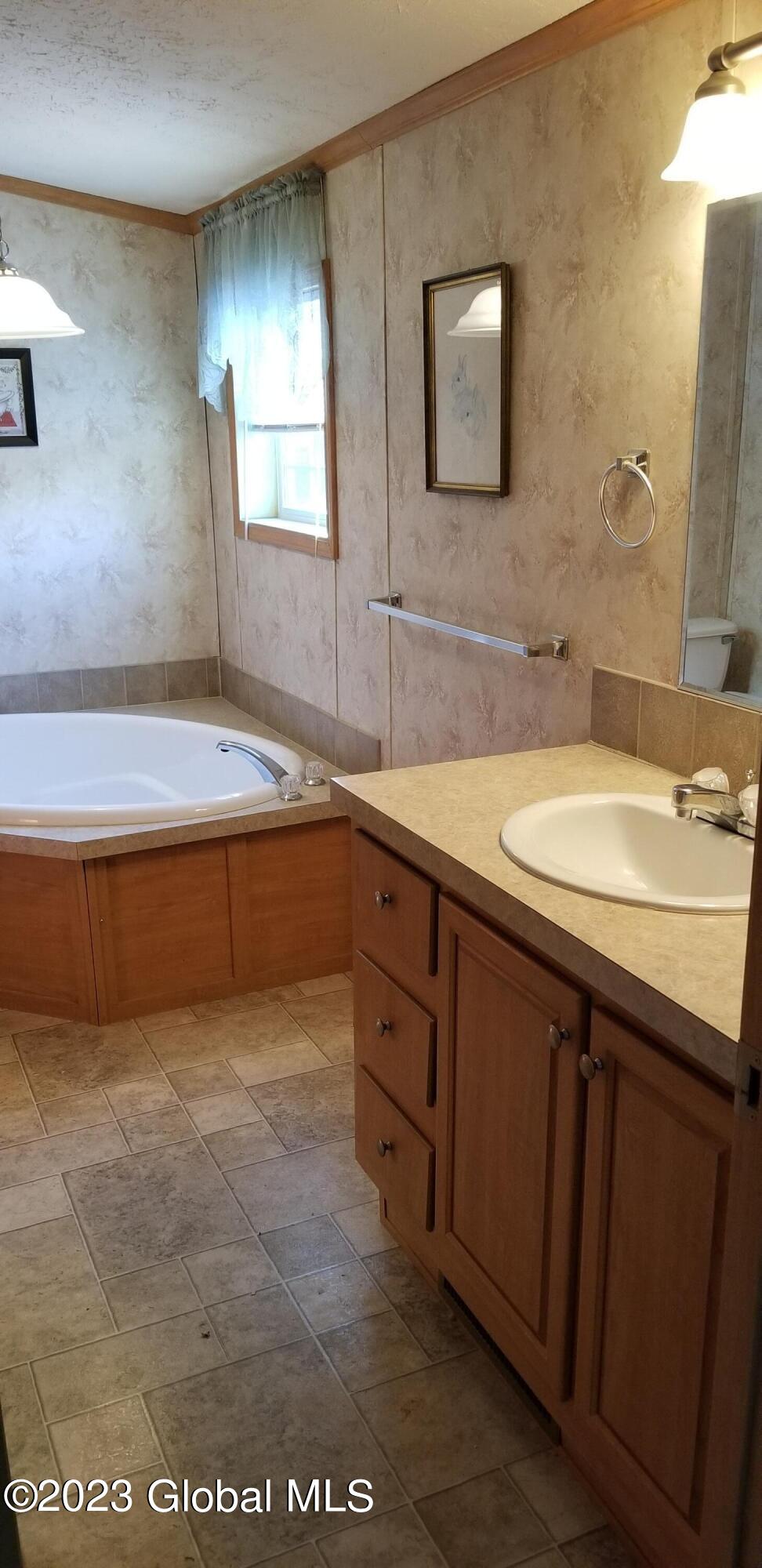 158 Middlefield Road Cairo, NY 12058 - Photo 6 of 21 20221229_104052